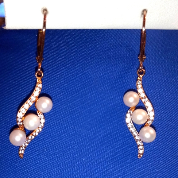 14K Rose Gold Pearl Dangle Earrings - Picture 2 of 9
